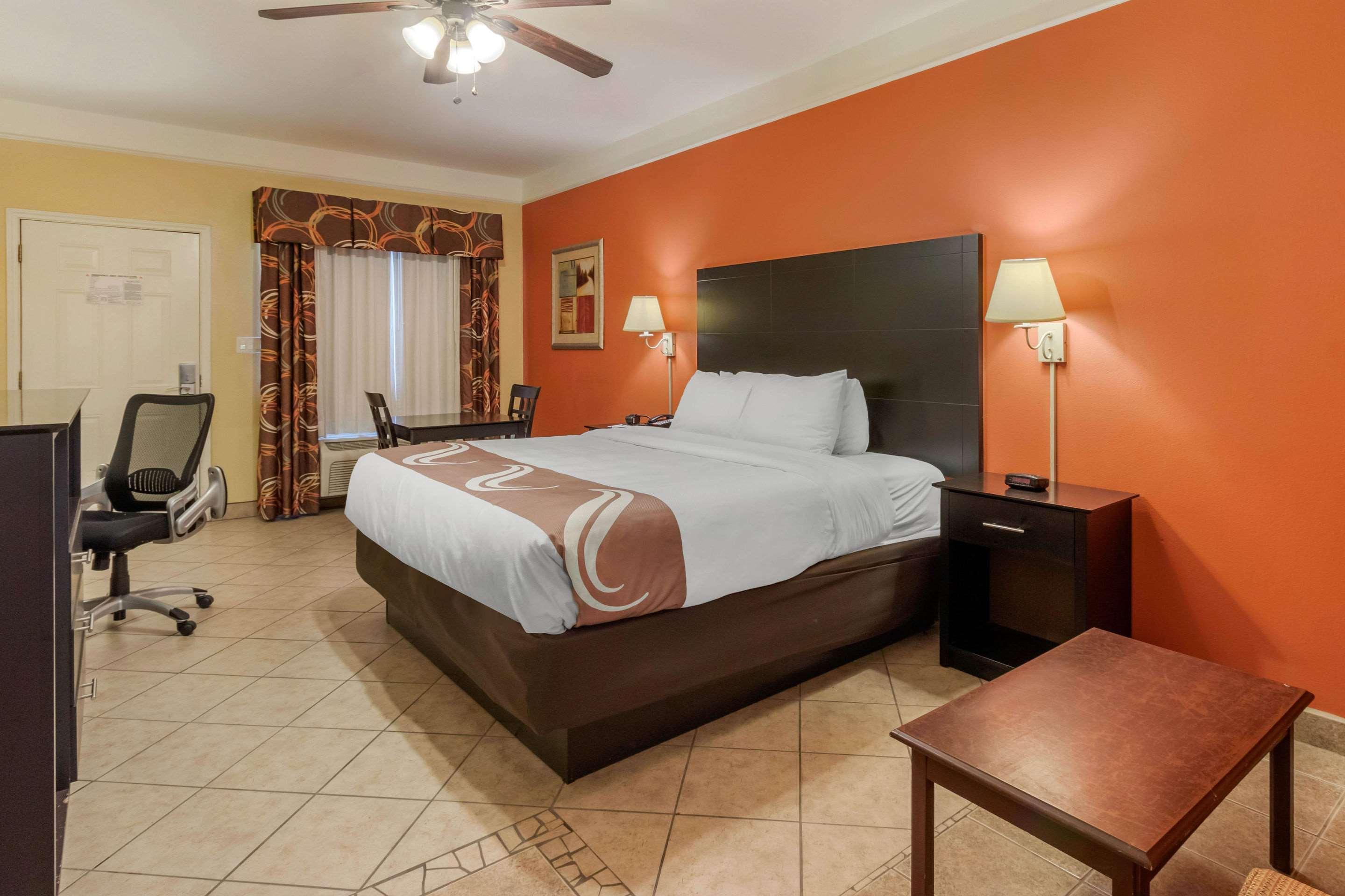 Quality Inn & Suites At The Outlets Mercedes-Weslaco Εξωτερικό φωτογραφία